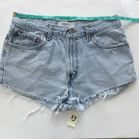 Vintage Levi's 505 high waist denim cutoff short light wash - Picture 5 of 11